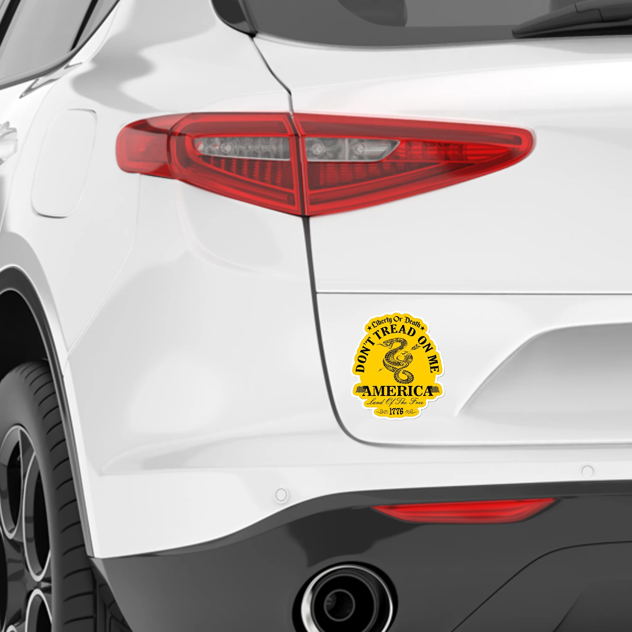 Don't Tread On Me Die Cut Vinyl Sticker - Image 4
