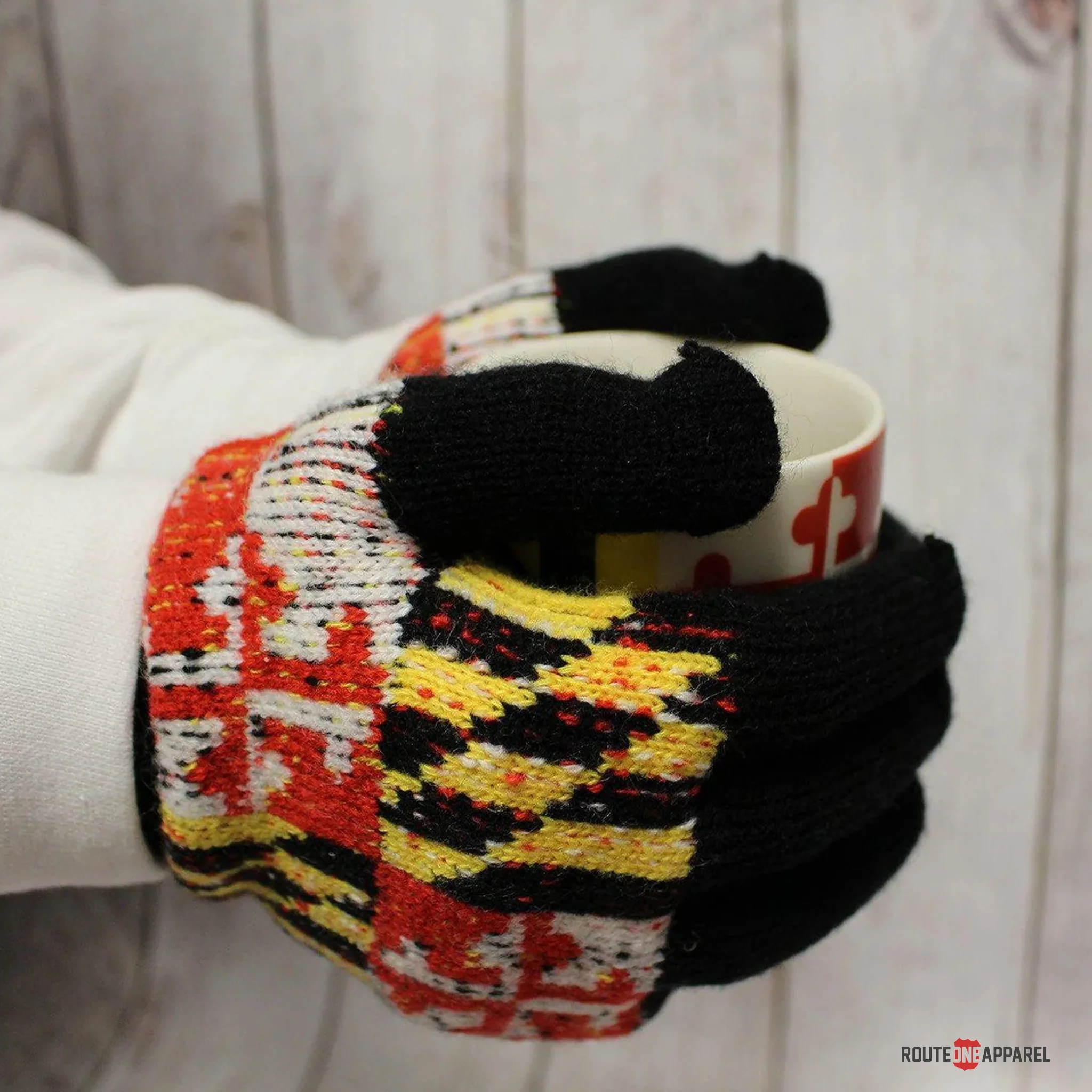 Maryland Flag Knit Winter Gloves - Image 3